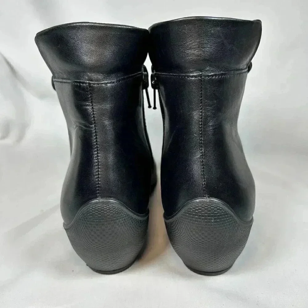 Ecco Sculptured Size US6 EU37 Women Boot Black Leather Ankle Fold Top